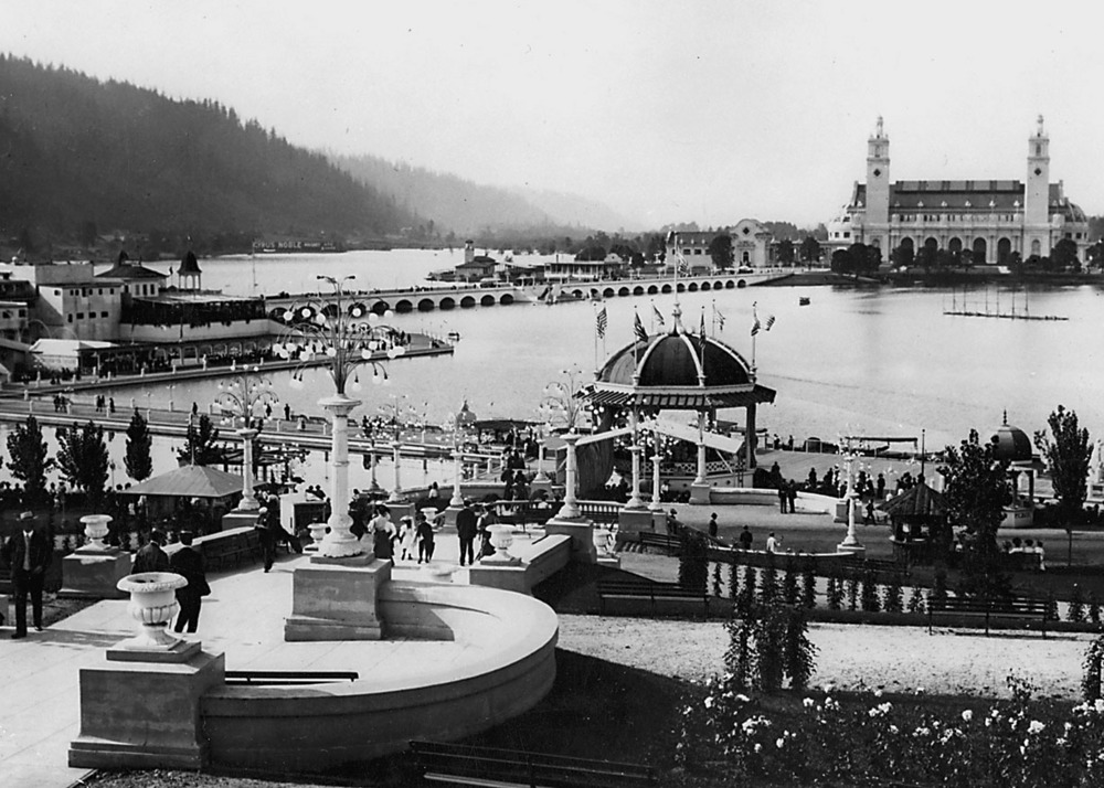 Bandstand at the Lewis and Clark Exposition
