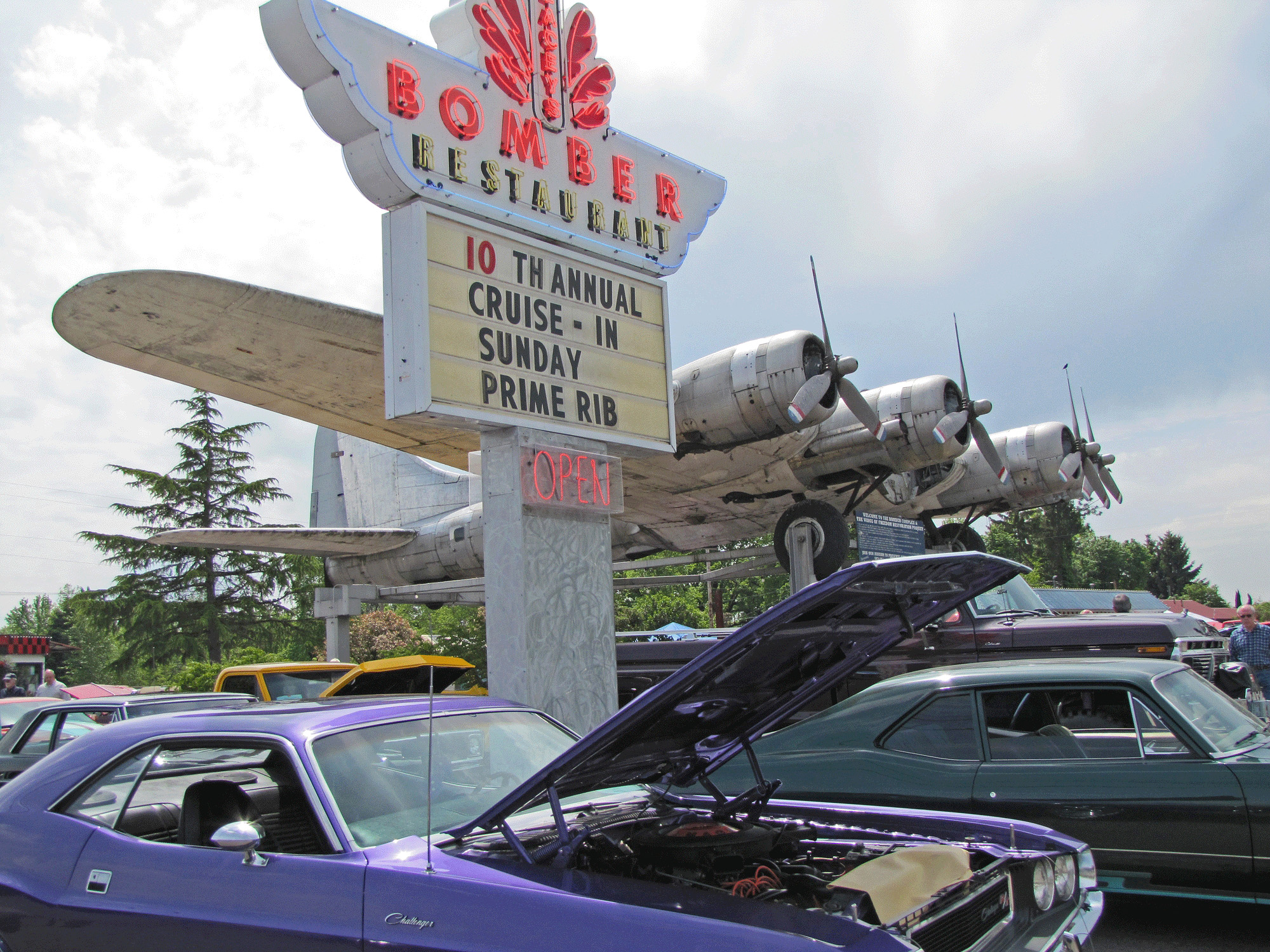 The Bomber Restaurant 