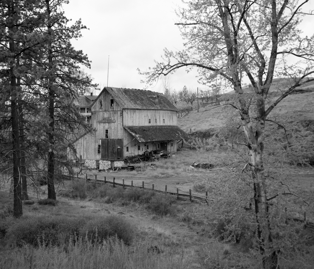 R.D. Boyd Roller flour mills near Boyd, April 1960.