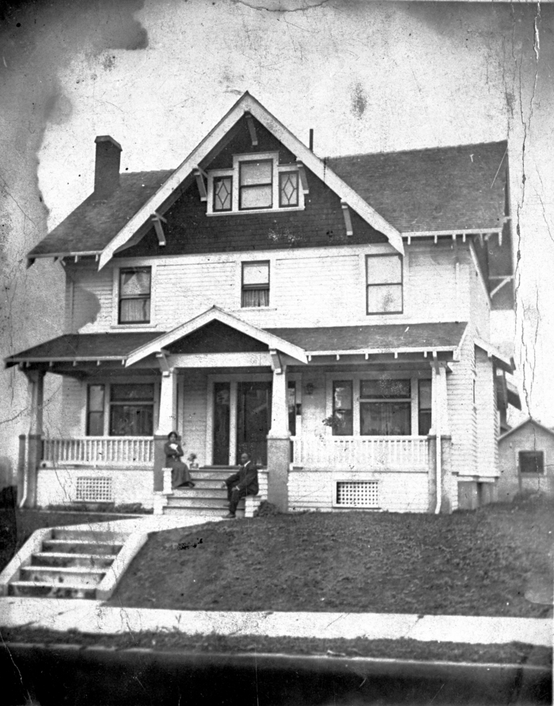 E. D. Cannady home at 26th & Brazee in Portland, about 1911.