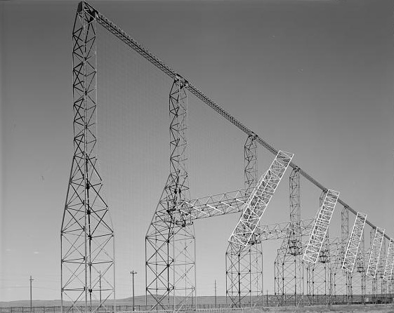 OTH-B radar network, Christmas Valley Air Force Station, Oct. 2005.