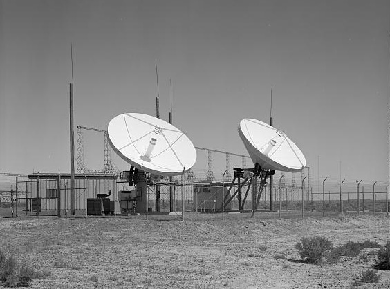 Communications antennas at Christmas Valley Air Force Station, Oct. 2005.