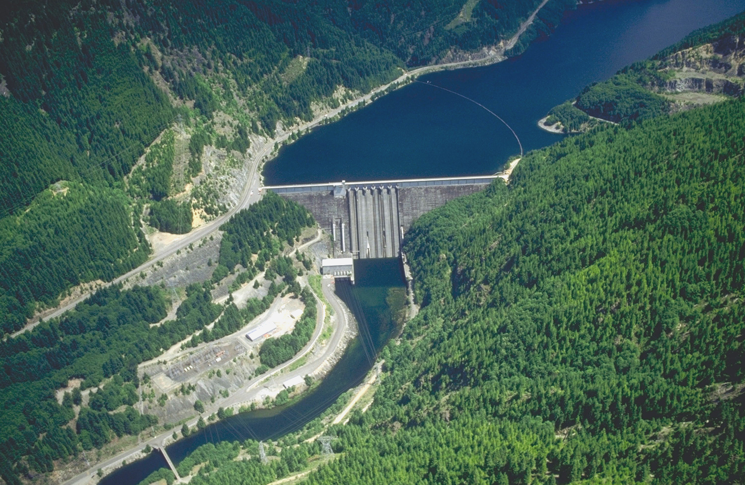 Detroit Dam, July 1990.