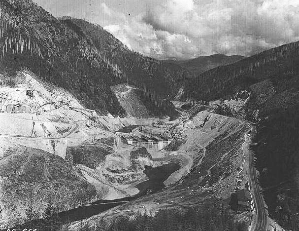 Detroit Dam construction, 1952. 