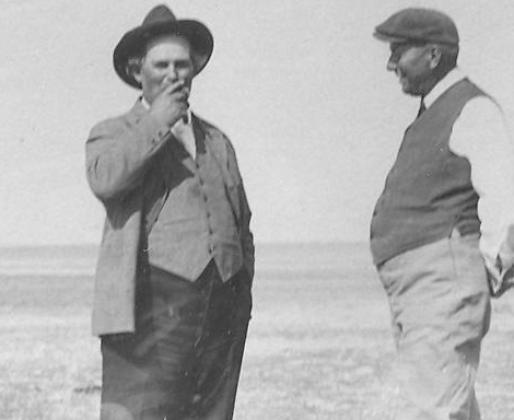 William Hanley (middle) and others.