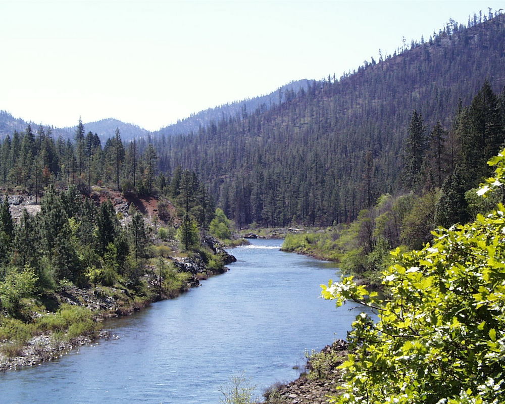 Main stem of the Illinois River.