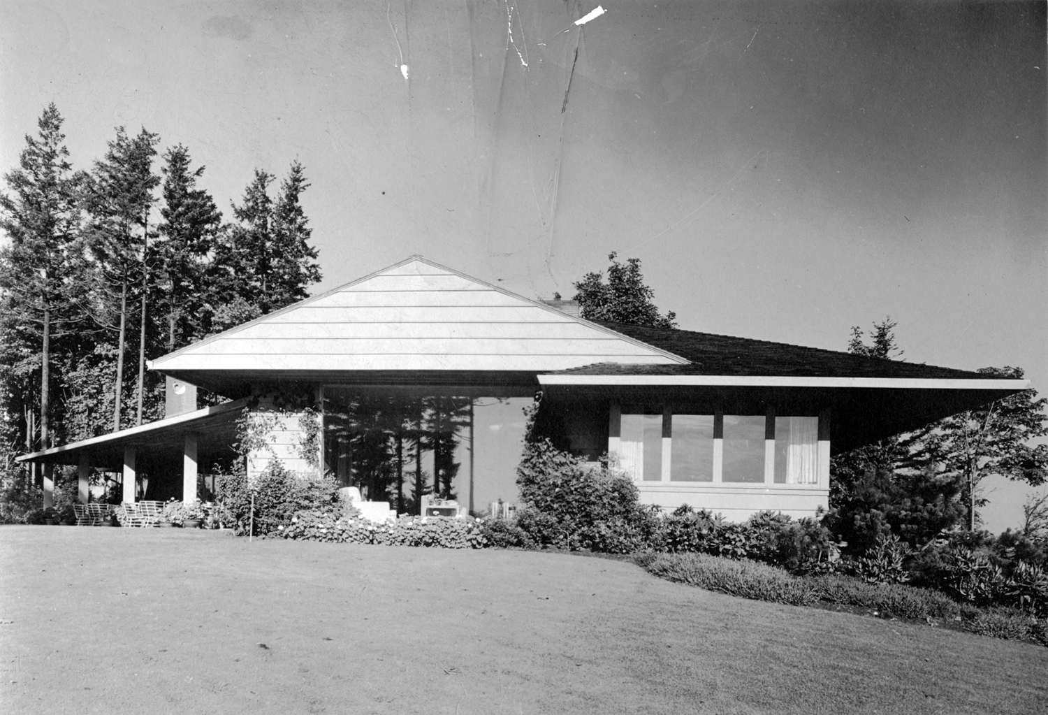 L. H. Hoffman Residence, Van Evera Bailey, architect, 1941.