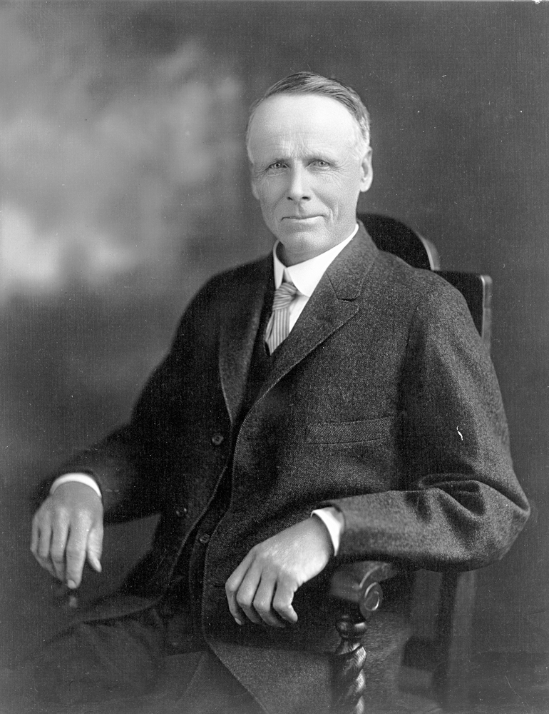 Portrait of Simon Benson