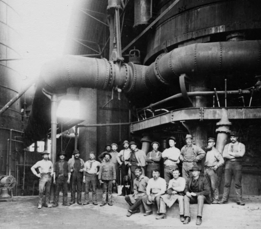Oregon Iron & Steel Co. casting operations, 1890.
