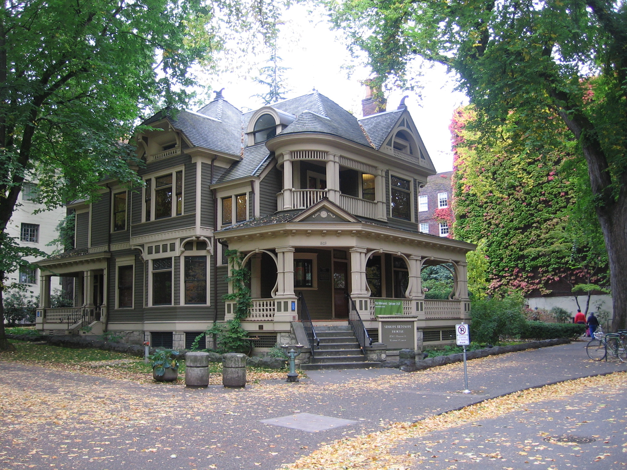 Simon Benson House on Portland State University campus, Oct. 2011.