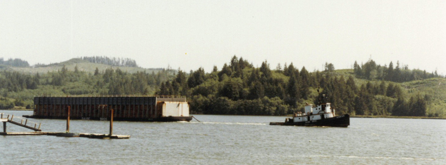 Sause Brothers tug and barge, Toledo, 1983.