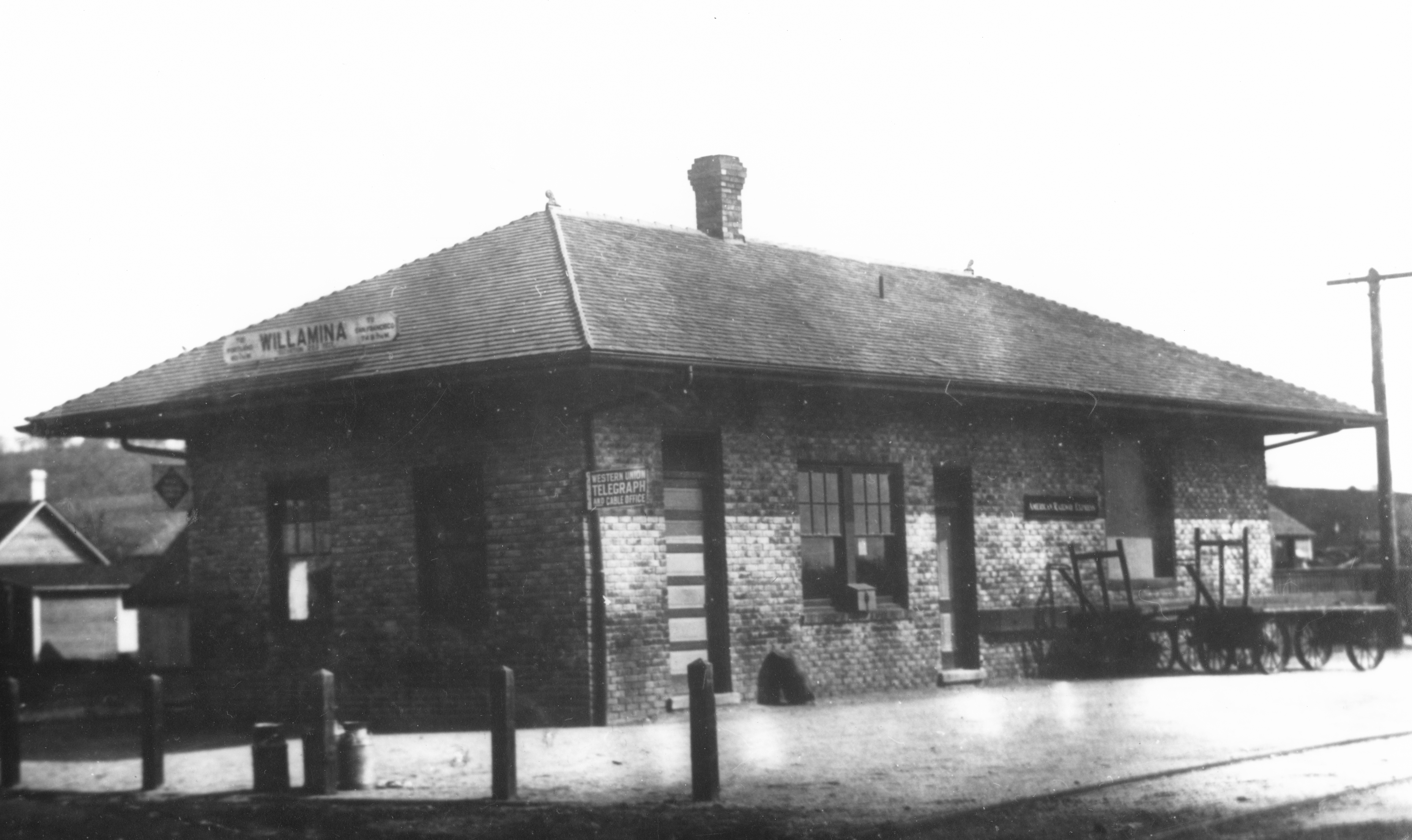 Southern Pacific Railroad depot, Willamina.