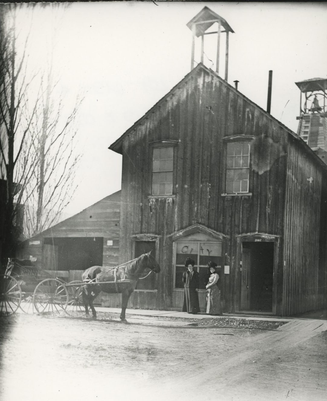 First city hall in Baker City
