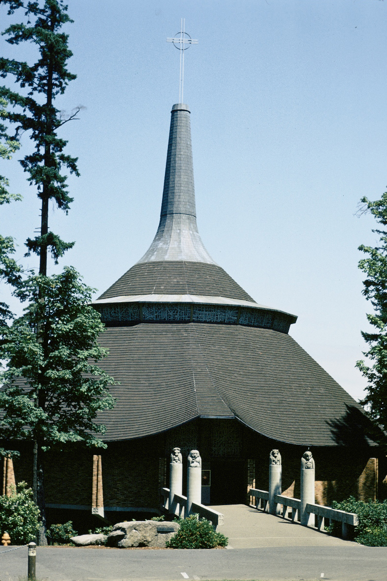 Agnes Flanagan Chapel, 1969; photograph by Marion Dean Ross.
