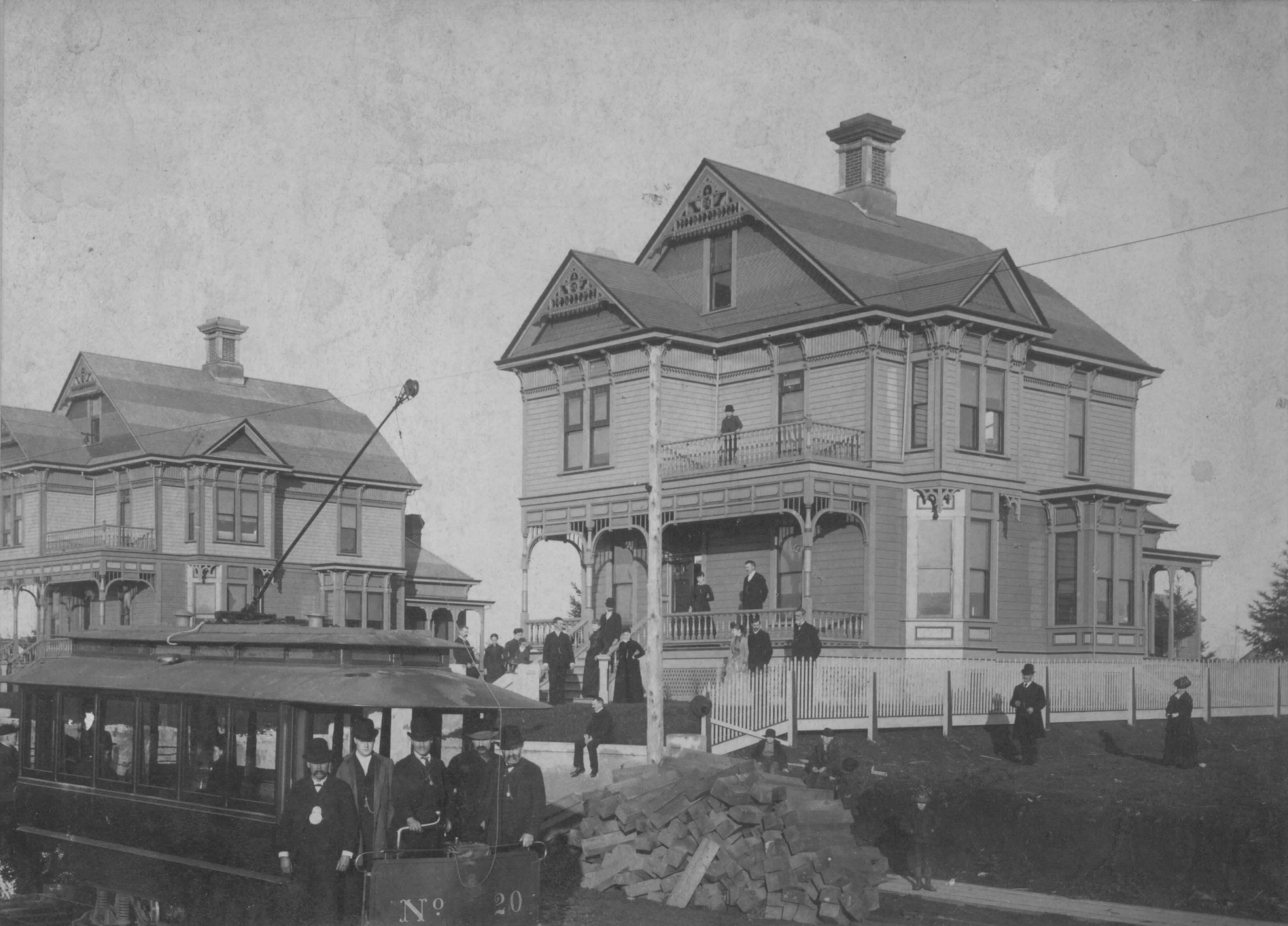 Residence at 2030 N Williams, in Portland's Ablina area, 1889.