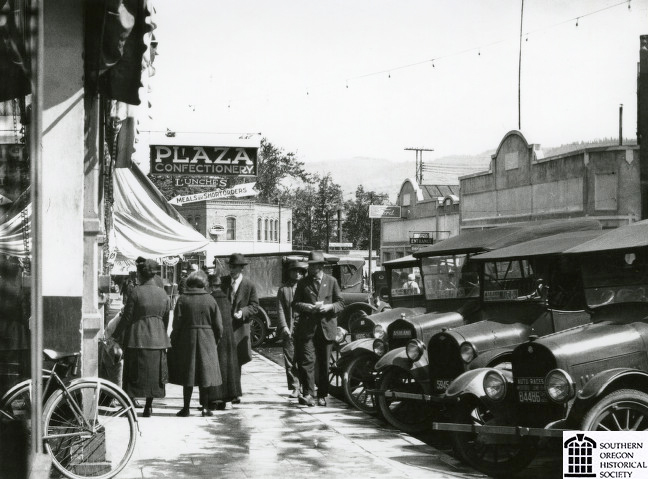 Ashland Plaza, about 1925.