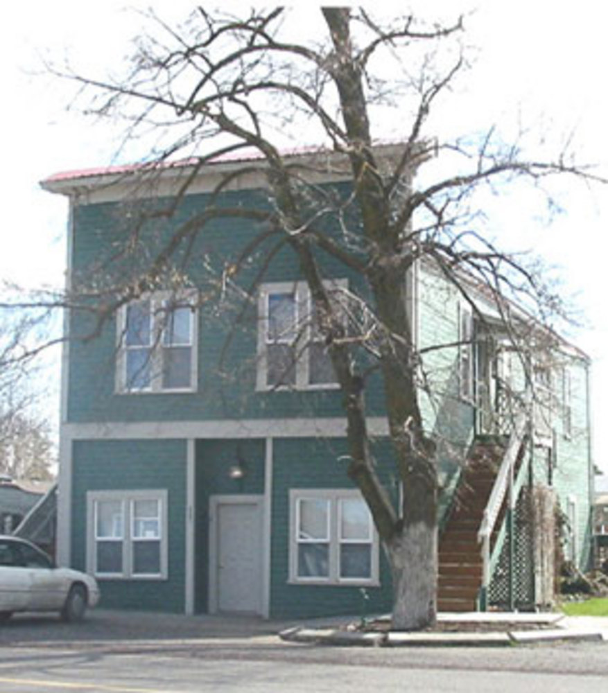 Edwards Building, Echo, built in the 1860s.