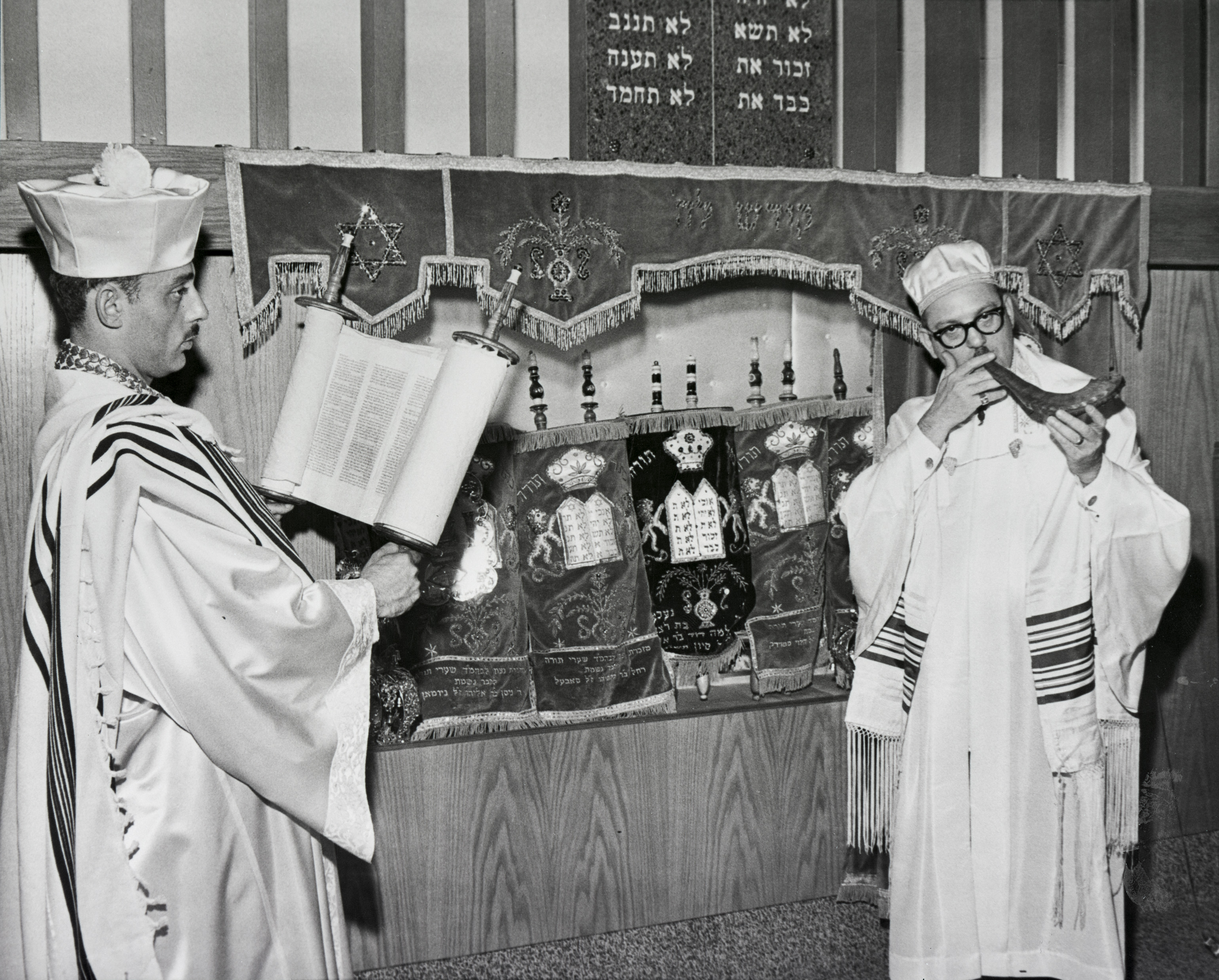 Rabbi Yonah Geller (r) and Cantor Moshe Lieber of Congregation Shaarie Torah prepare for Jewish Holy Days, Sep. 1962.