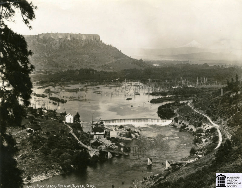 Gold Ray Dam, about 1910.