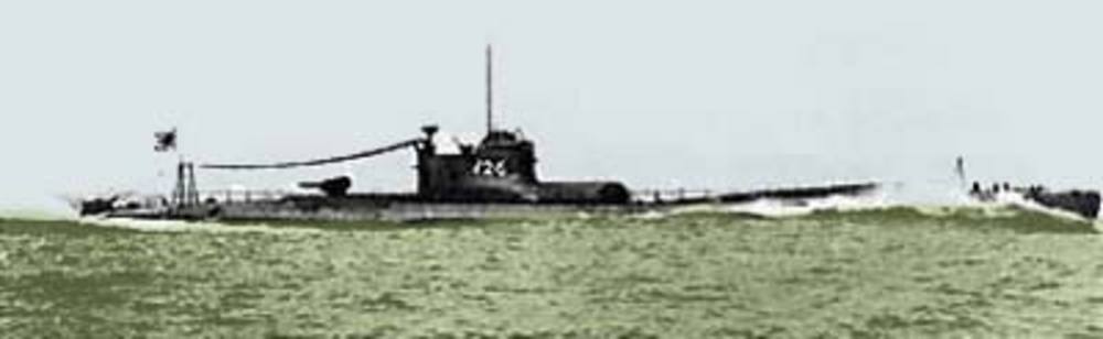 Colorized image of Japanese submarine I-25 which launched balloon bombs off the southern Oregon coast in 1942.