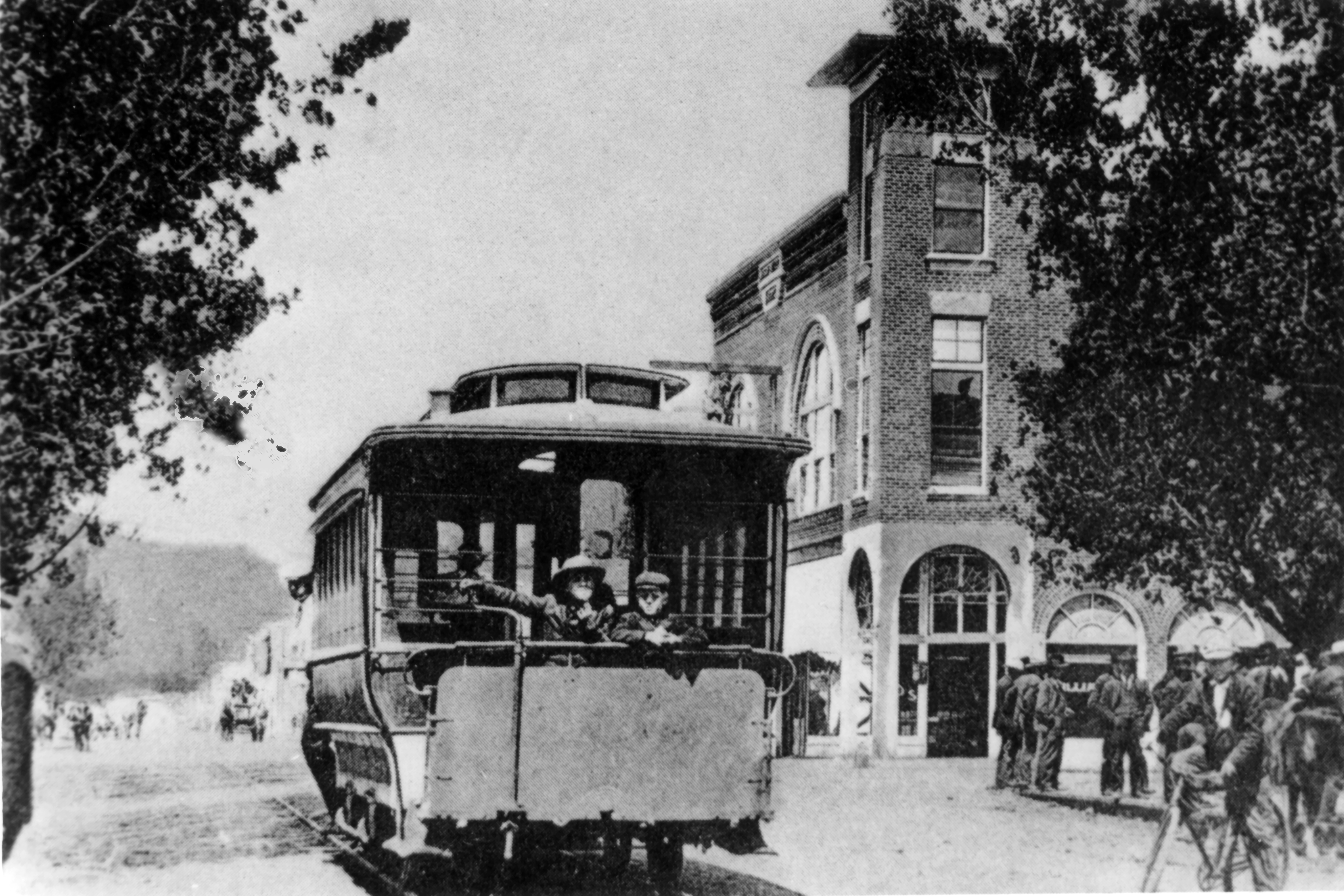 Klamath Land and Transportation Co. car headed east on Main St., about 1911.