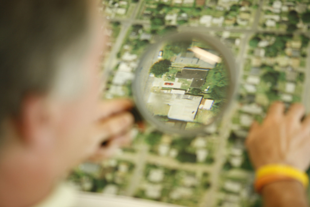 Analyzing mapping data, Metro Research Center, Portland.