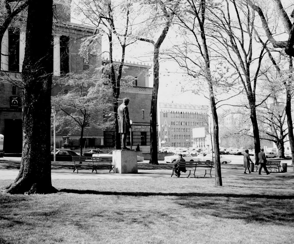 Abraham Lincoln statue, South Park Blocks, Portland, April 1975.
