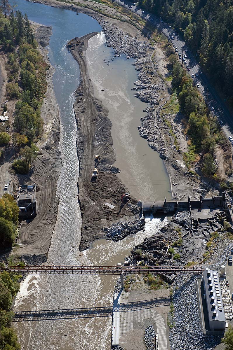 Rogue River channel at former Savage Rapids Dam, Oct. 9, 2009.