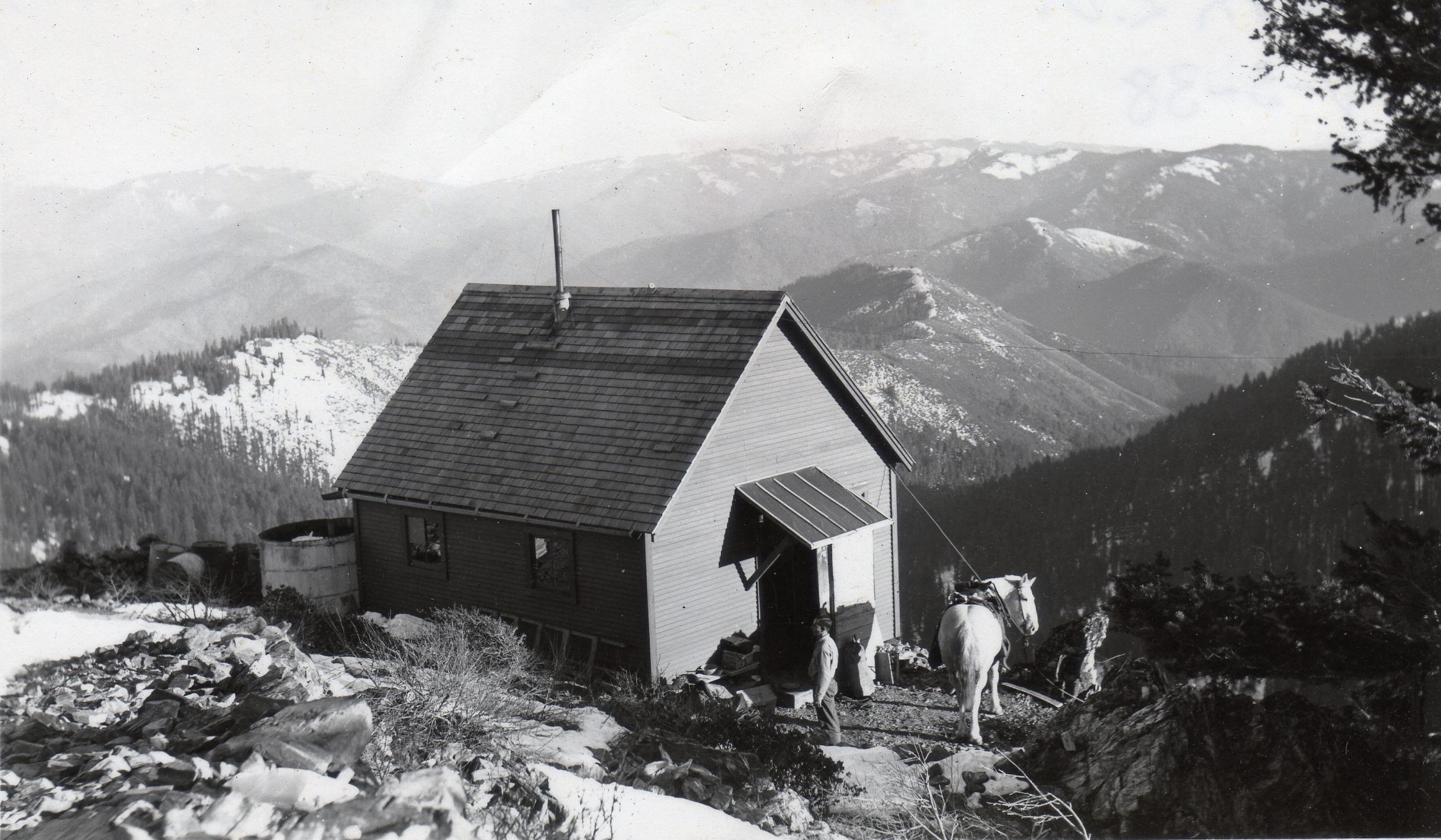 Whisky Peak Lookout with Aircraft Warning Service staff, 1942.
