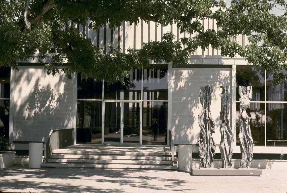 Jan Zach sculpture, former Eugene City Hall plaza, 1964.