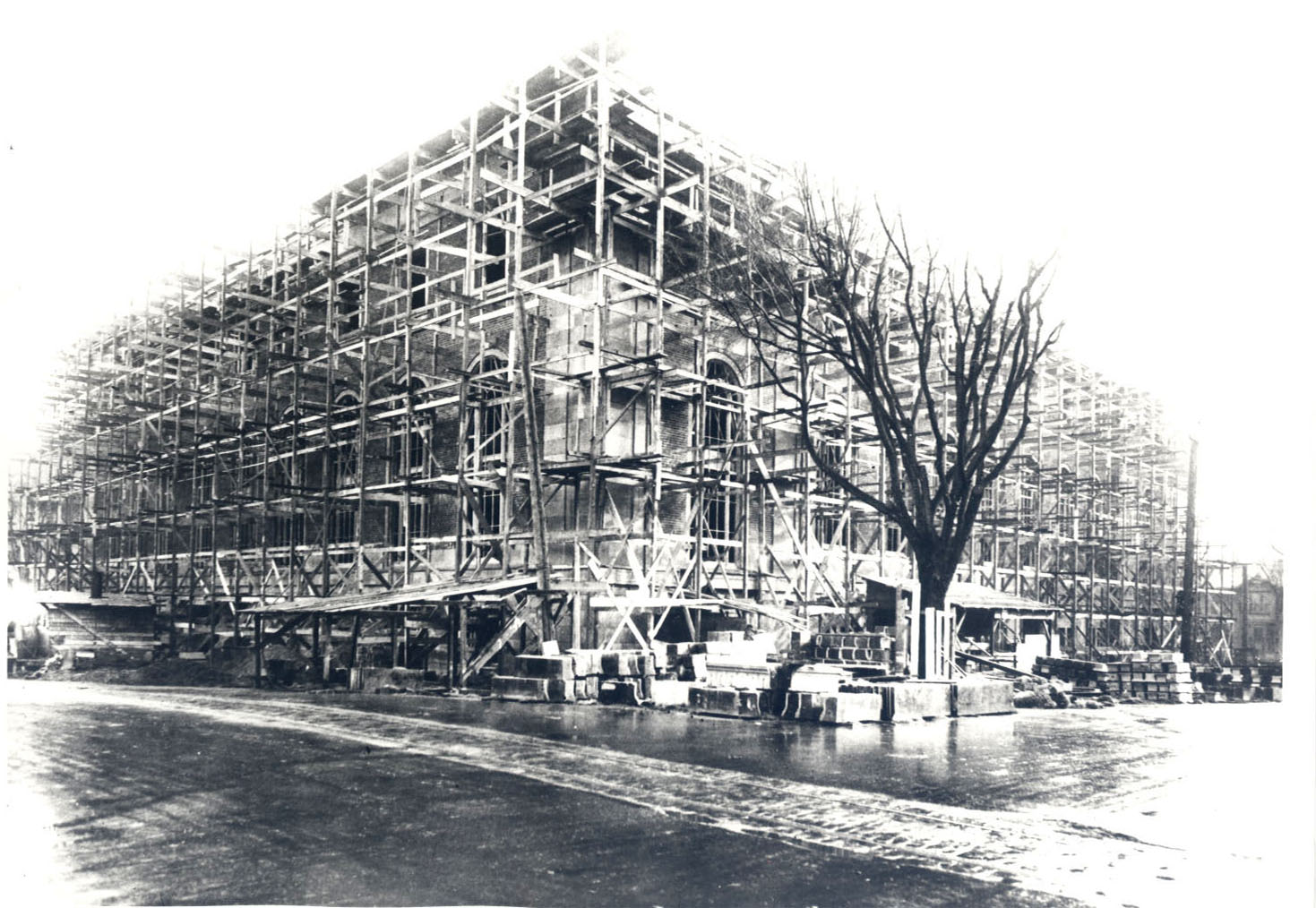 Construction, 1912