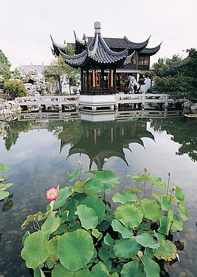 Lan Su Chinese Garden